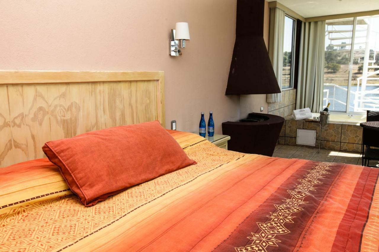 Natural Suites Hotel- Cerca De Africam Safari Valsequillo 普埃布拉 外观 照片